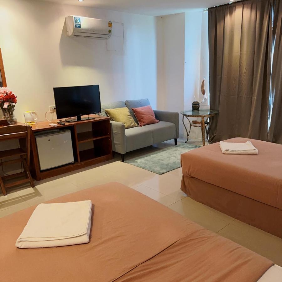 Jomtien Hostel 3 Екстер'єр фото
